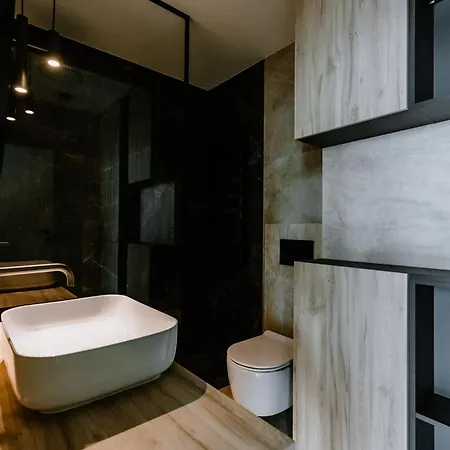 Arte - Reduta 15b - Garaz Faktura Vat Apartment