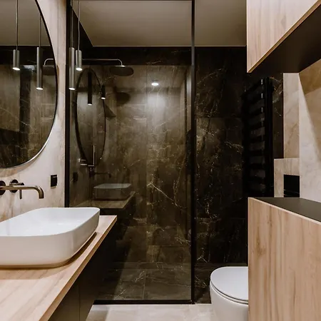 Arte Reduta 15 - Faktura Vat Garaz * Люблин